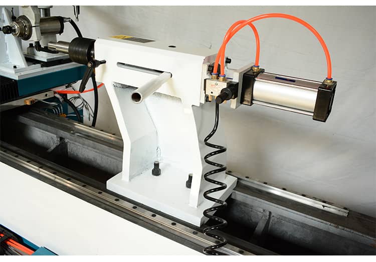 Ahşap D&ouml;n&uuml;ş Torna Makinesi