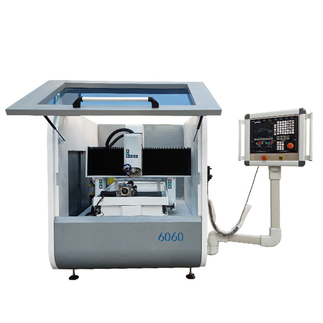 Küçük Mini 6060 ATC gravür makinesi