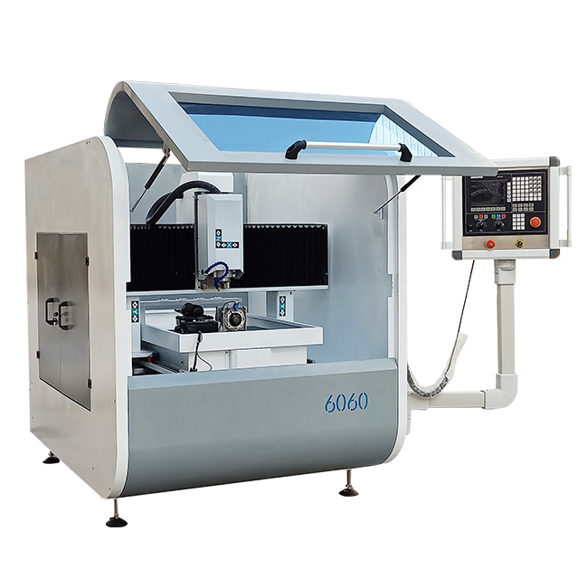 Küçük Mini 6060 ATC gravür makinesi