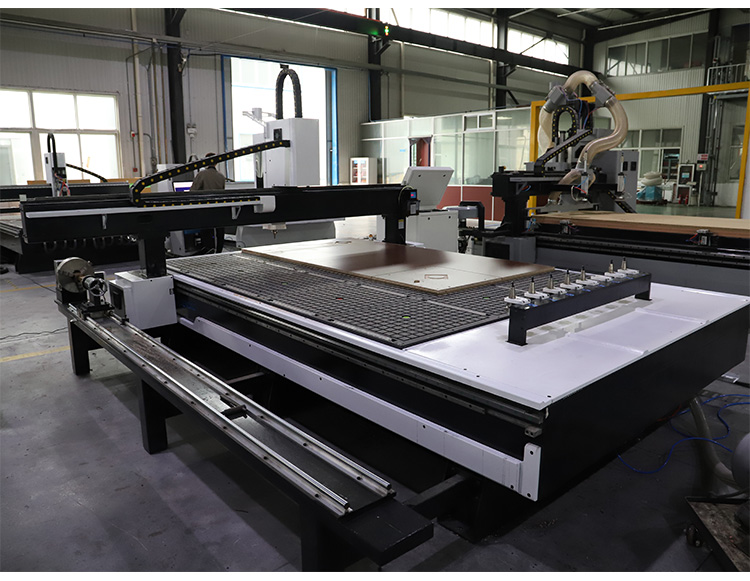 3D CNC Ahşap Oyma Makinesi