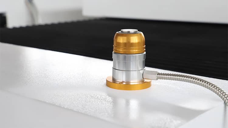 4 Eksen ATC CNC y&ouml;nlendirici