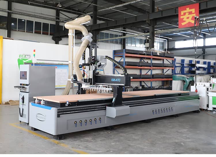 CNC kontrplak kesme makinası