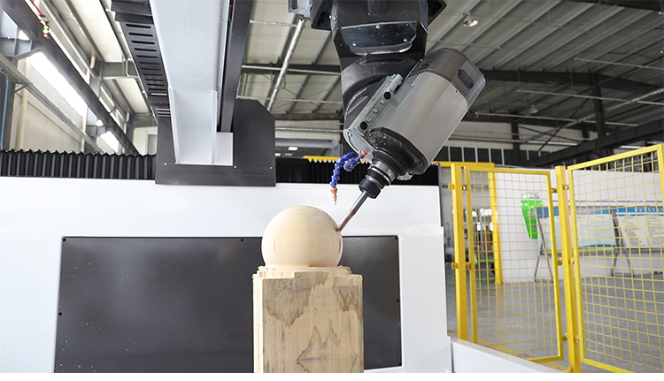 1730 5 Eksen ATC CNC Y&ouml;nlendirici İşleme &Ouml;rnekleri