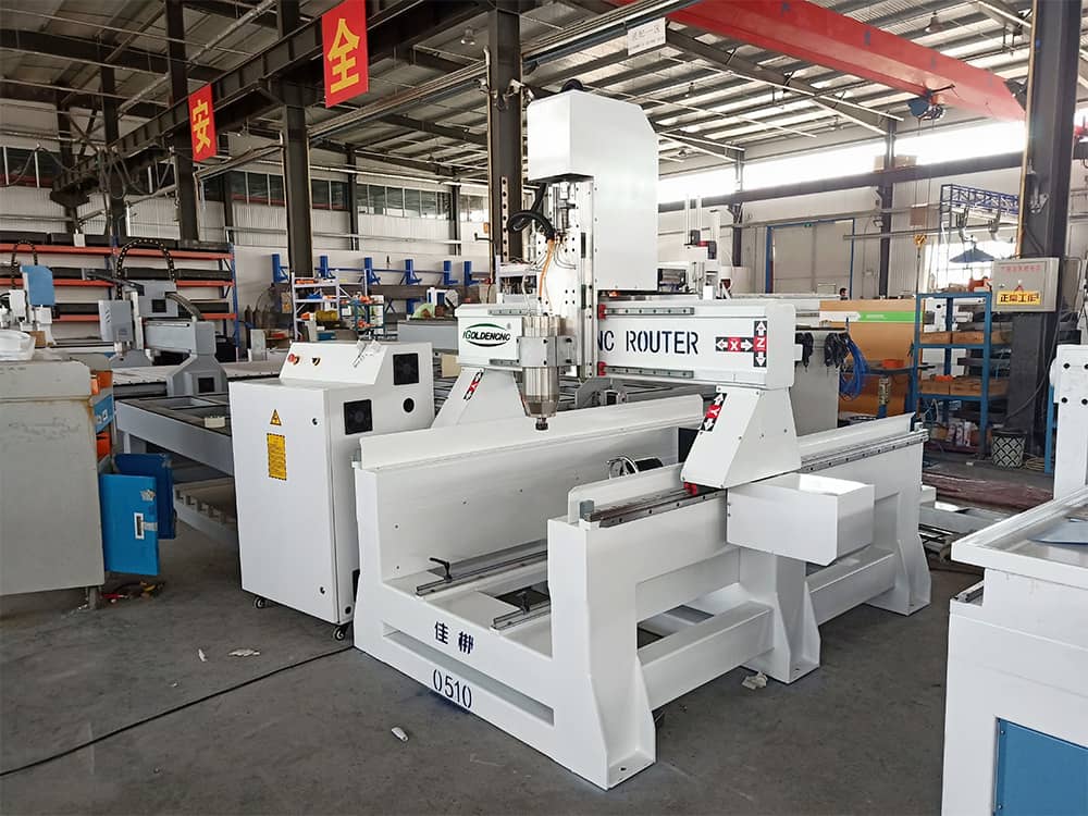 CNC d&ouml;ner grav&uuml;r makinesi