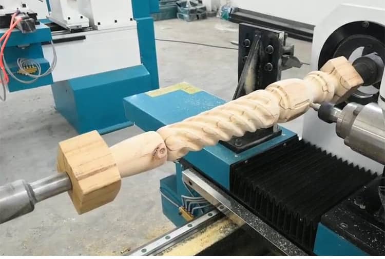 Yeni başlayanlar i&ccedil;in ahşap d&ouml;n&uuml;ş&uuml;