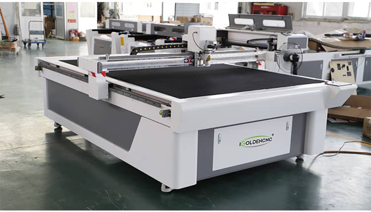 Plastik kesme makinesi