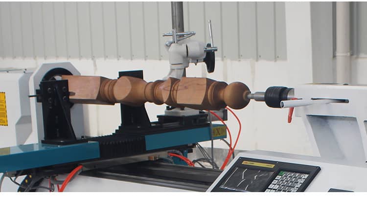 Ahşap D&ouml;n&uuml;ş Torna Makinesi